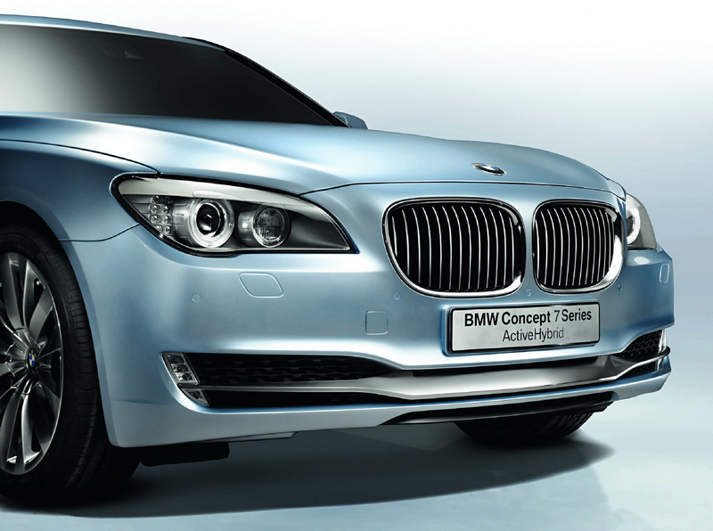 Illustration for article titled BMW Concept 7 Series ActiveHybrid Adds Power, Efficiency